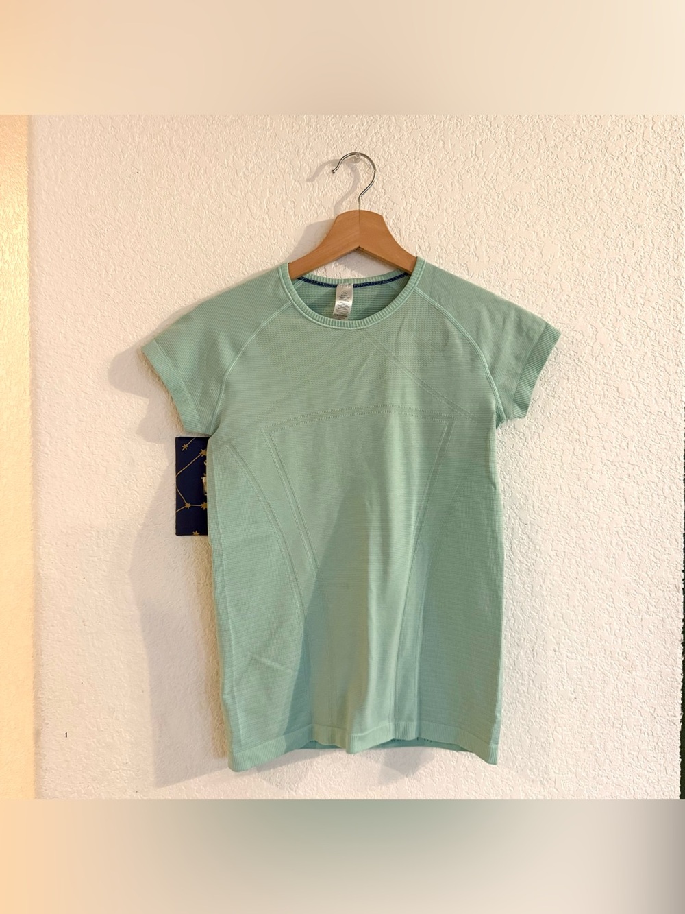 Ivivva by Lululemon Kids Girls Mint Green Fly Tech Short Sleeve Size 14